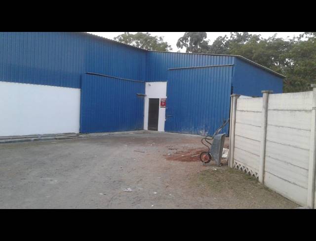 428M² WAREHOUSE RENTED IN UVONGO